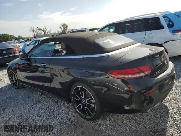 ✅ 2020 Mercedes-Benz C 300 • VIN: WDDWK8DB6LF951809 • Lot: 63115325. Wystawiony na Copart z przebiegiem 65 256 mil. Bezpłatny archiwum sprzedaży aukcyjnych z USA i szczegółowy raport historii pojazdu na DreamBid. Zdjęcie 2.