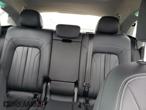 ✅ 2023 Audi Q5 S line Premium Plus • VIN: WA1EAAFY2P2190947 • Lot: 48326375. Wystawiony na Copart z przebiegiem Nie podano. Bezpłatny archiwum sprzedaży aukcyjnych z USA i szczegółowy raport historii pojazdu na DreamBid. Zdjęcie 10.