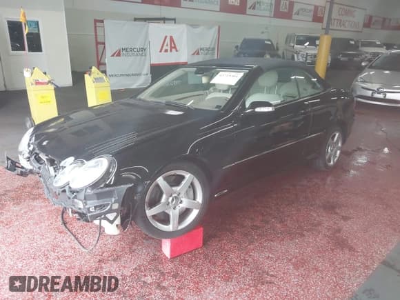 ✅ 2006 Mercedes-Benz CLK 500 • VIN: WDBTK75J66F176511 • Lot: 43715301. Wystawiony na IAAI z przebiegiem 159 391 mil. Bezpłatny archiwum sprzedaży aukcyjnych z USA i szczegółowy raport historii pojazdu na DreamBid. Zdjęcie 17.