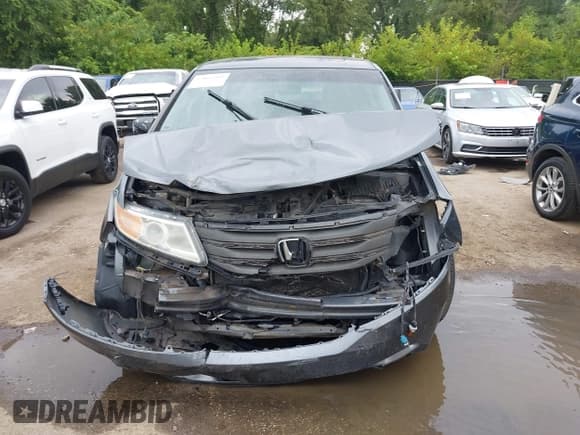 ✅ 2013 Honda Odyssey Touring • VIN: 5FNRL5H92DB027285 • Lot: 42803299. Listed on IAAI with 245,674 mi. Free auction sales archive from the USA and detailed vehicle history report at DreamBid. Image 6.