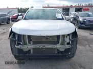 ✅ 2018 Chevrolet Colorado 2WD Work Truck • VIN: 1GCGSBEA2J1206258 • Lot: 43564281. Wystawiony na IAAI z przebiegiem 127 524 mil. Bezpłatny archiwum sprzedaży aukcyjnych z USA i szczegółowy raport historii pojazdu na DreamBid. Zdjęcie 12.