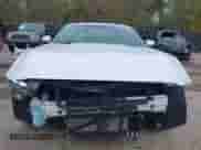 2025 Ford Mustang EcoBoost Premium z VIN 1FAGP8UH1S5110897, wystawiony jako IAAI lot #43585005 z przebiegiem 15 065 mil mil oraz . Historia ofert i sprzedaży dostępna na DreamBid. Obrazek 13.