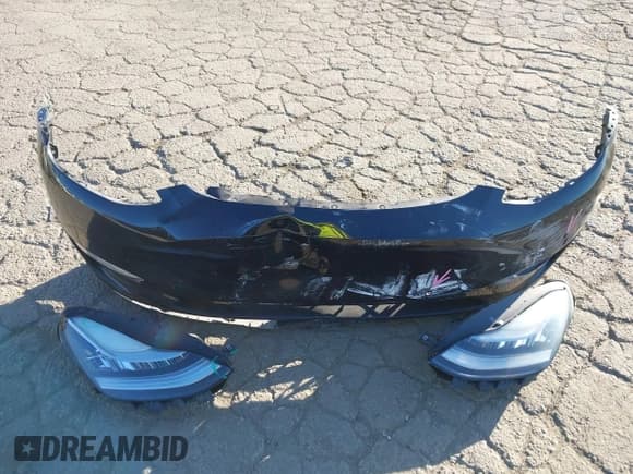 ✅ 2021 Tesla Model Y Long Range • VIN: 5YJYGDEE2MF152332 • Лот: 43582323. Опубликован ранее на IAAI с пробегом 126 931 миль. Бесплатный доступ к архиву аукционных продаж из США и подробный отчёт об истории автомобиля на DreamBid. Изображение 12.