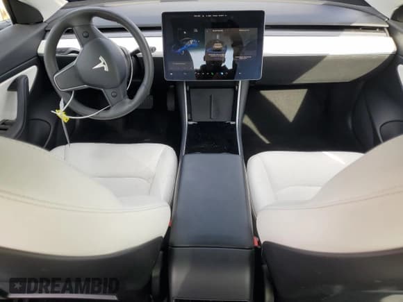 ✅ 2020 Tesla Model 3 Standard Range Plus • VIN: 5YJ3E1EAXLF662728 • Лот: 42974925. Опубликован ранее на Copart с пробегом 48 060 миль. Бесплатный доступ к архиву аукционных продаж из США и подробный отчёт об истории автомобиля на DreamBid. Изображение 8.