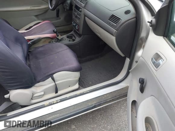 ✅ 2009 Chevrolet Cobalt LS • VIN: 1G1AK18H997283641 • Лот: 43858766. Опубликован ранее на IAAI с пробегом Не указан. Бесплатный доступ к архиву аукционных продаж из США и подробный отчёт об истории автомобиля на DreamBid. Изображение 5.