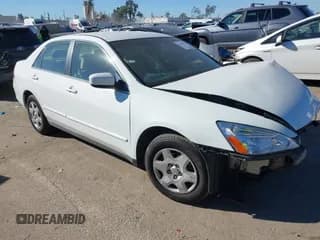 ✅ 2007 Honda Accord LX • VIN: 1HGCM56447A063892 • Lot: 43800315. Listed on IAAI with 209,249 mi. Free auction sales archive from the USA and detailed vehicle history report at DreamBid. Image 1.