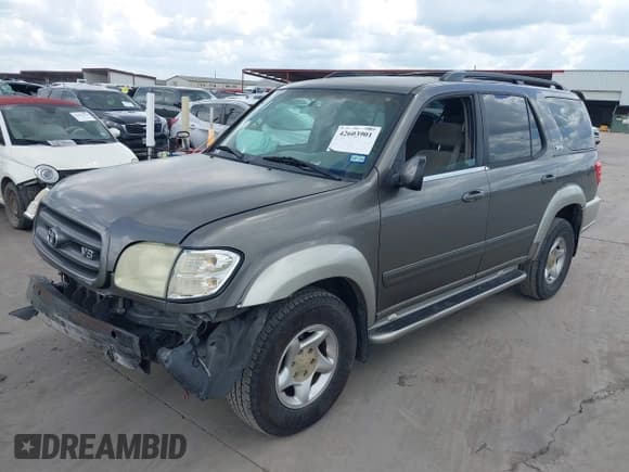 ✅ 2003 Toyota Sequoia SR5 • VIN: 5TDZT34A03S178950 • Lot: 42603901. Wystawiony na IAAI z przebiegiem 242 473 mil. Bezpłatny archiwum sprzedaży aukcyjnych z USA i szczegółowy raport historii pojazdu na DreamBid. Zdjęcie 2.