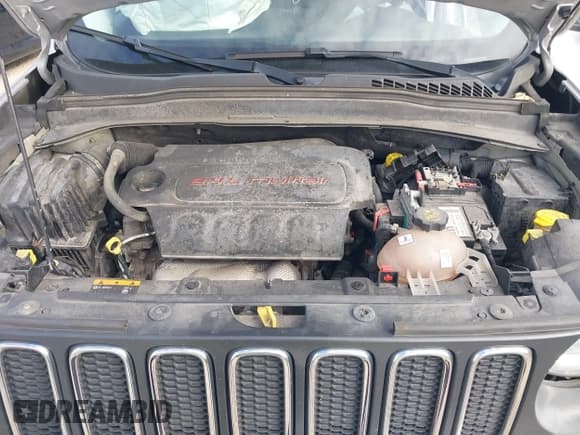 ✅ 2016 Jeep Renegade Latitude • VIN: ZACCJBBT2GPD37805 • Lot: 43523600. Listed on IAAI with 153,681 mi. Free auction sales archive from the USA and detailed vehicle history report at DreamBid. Image 10.