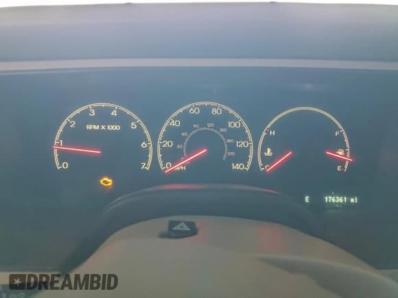 ✅ 2004 Lincoln Navigator Luxury • VIN: 5LMFU27R74LJ32295 • Lot: 94516835. Listed on Copart with 176,361 mi. Free auction sales archive from the USA and detailed vehicle history report at DreamBid. Image 9.