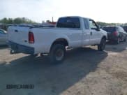 ✅ 2004 Ford F-250 XL • VIN: 3FTNX21L14MA02414 • Lot: 42093078. Wystawiony na IAAI z przebiegiem 111 064 mil. Bezpłatny archiwum sprzedaży aukcyjnych z USA i szczegółowy raport historii pojazdu na DreamBid. Zdjęcie 4.