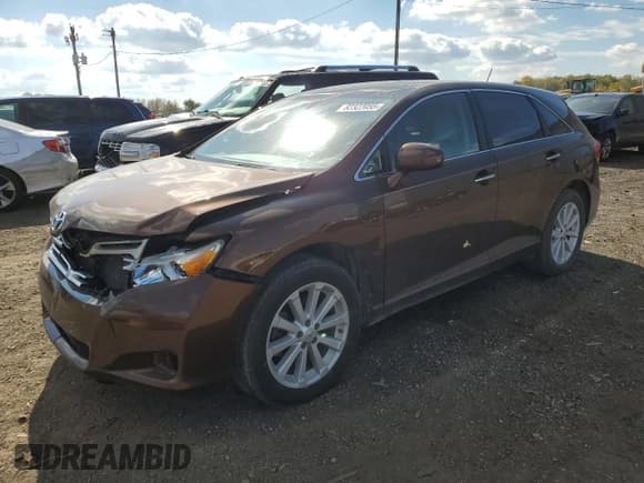 ✅ 2010 Toyota Venza • VIN: 4T3BA3BB8AU018930 • Lot: 82322055. Wystawiony na Copart z przebiegiem 210 029 mil. Bezpłatny archiwum sprzedaży aukcyjnych z USA i szczegółowy raport historii pojazdu na DreamBid. Zdjęcie 1.