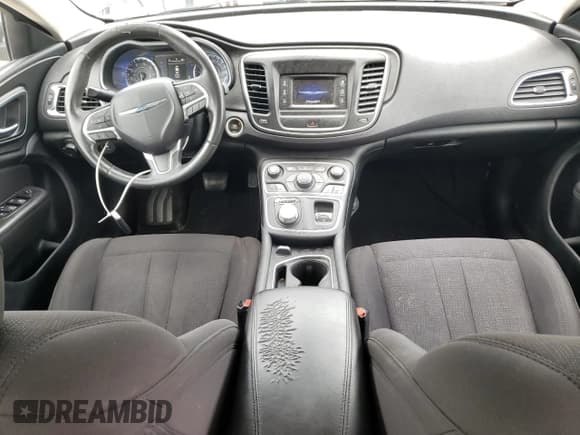 ✅ 2015 Chrysler 200 Limited • VIN: 1C3CCCAB7FN613223 • Lot: 59328025. Listed on Copart with 126,627 mi. Free auction sales archive from the USA and detailed vehicle history report at DreamBid. Image 8.