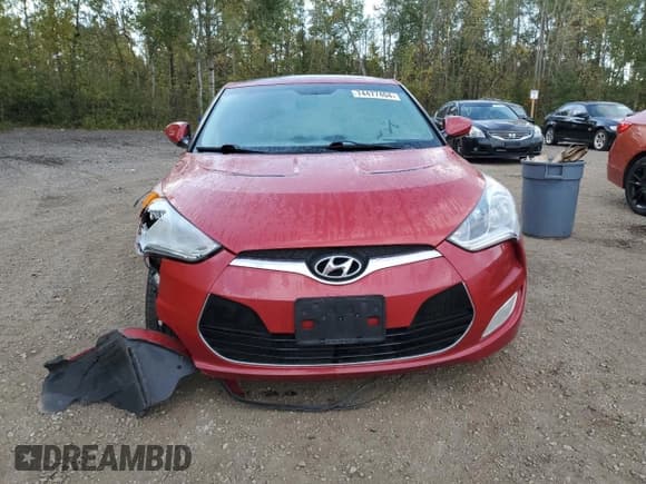 ✅ 2012 Hyundai Veloster w/Red Int • VIN: KMHTC6AD8CU053417 • Lot: 74477404. Wystawiony na Copart z przebiegiem 82 254 mil. Bezpłatny archiwum sprzedaży aukcyjnych z USA i szczegółowy raport historii pojazdu na DreamBid. Zdjęcie 5.