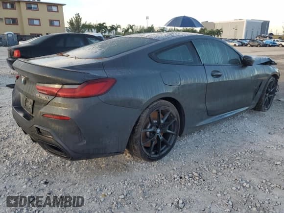 ✅ 2019 BMW 8 Series M850i xDrive • VIN: WBABC4C57KBU96353 • Lot: 85331355. Wystawiony na Copart z przebiegiem Nie podano. Bezpłatny archiwum sprzedaży aukcyjnych z USA i szczegółowy raport historii pojazdu na DreamBid. Zdjęcie 3.