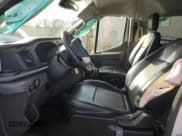 ✅ 2020 Ford Transit Passenger XL • VIN: 1FMZK1Y85LKB32340 • Lot: 45371775. Wystawiony na Copart z przebiegiem 46 458 mil. Bezpłatny archiwum sprzedaży aukcyjnych z USA i szczegółowy raport historii pojazdu na DreamBid. Zdjęcie 7.