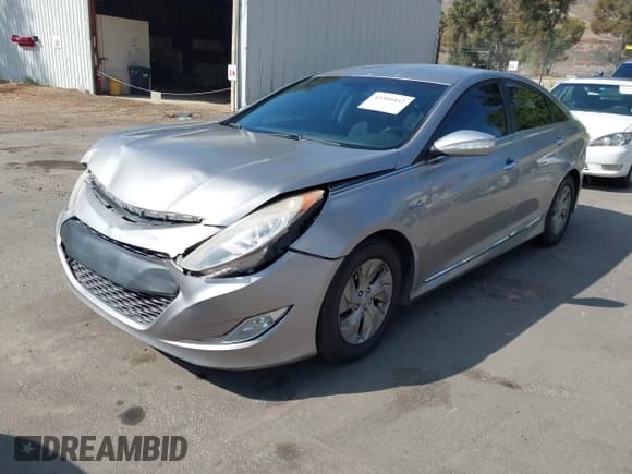 ✅ 2013 Hyundai Sonata • VIN: KMHEC4A4XDA064838 • Lot: 43506842. Wystawiony na IAAI z przebiegiem 177 485 mil. Bezpłatny archiwum sprzedaży aukcyjnych z USA i szczegółowy raport historii pojazdu na DreamBid. Zdjęcie 2.