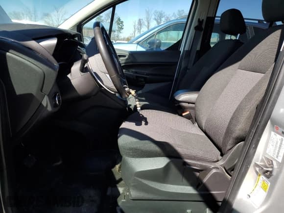 ✅ 2017 Ford Transit Connect XL • VIN: NM0GE9E7XH1323646 • Lot: 47919185. Listed on Copart with 86,186 mi. Free auction sales archive from the USA and detailed vehicle history report at DreamBid. Image 7.