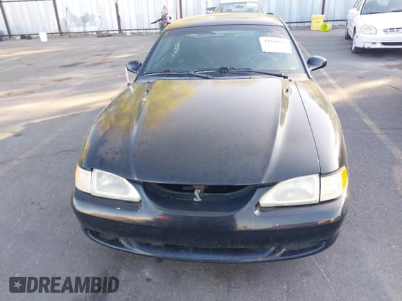 ✅ 1994 Ford Mustang GT • VIN: 1FALP42TXRF106253 • Lot: 43245732. Wystawiony na IAAI z przebiegiem 147 978 mil. Bezpłatny archiwum sprzedaży aukcyjnych z USA i szczegółowy raport historii pojazdu na DreamBid. Zdjęcie 6.