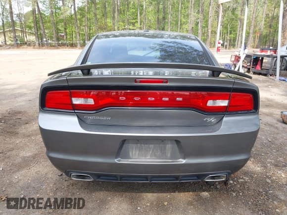 ✅ 2012 Dodge Charger Road/Track • VIN: 2C3CDXCT7CH303099 • Лот: 41999621. Опубликован ранее на IAAI с пробегом 145 983 миль. Бесплатный доступ к архиву аукционных продаж из США и подробный отчёт об истории автомобиля на DreamBid. Изображение 17.