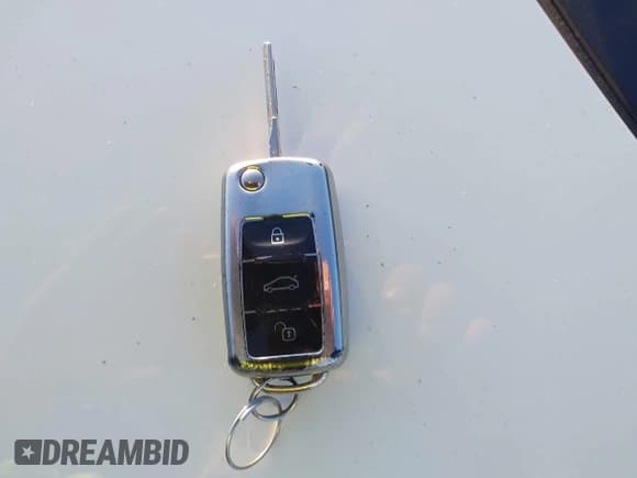 ✅ 2018 Volkswagen Jetta SEL • VIN: 3VWL17AJ2JM237630 • Lot: 43797790. Listed on IAAI with 58,830 mi. Free auction sales archive from the USA and detailed vehicle history report at DreamBid. Image 11.