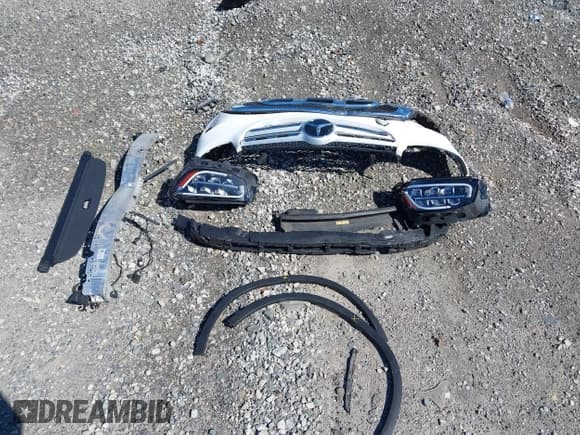 ✅ 2022 Mercedes-Benz GLC 300 • VIN: W1N0G8EB8NG088825 • Lot: 43346474. Listed on IAAI with 75,164 mi. Free auction sales archive from the USA and detailed vehicle history report at DreamBid. Image 12.