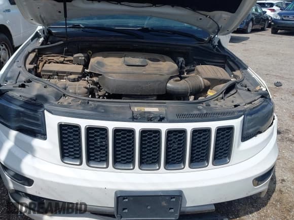 ✅ 2016 Jeep Grand Cherokee Overland • VIN: 1C4RJFCG9GC389505 • Lot: 42608098. Wystawiony na IAAI z przebiegiem 145 610 mil. Bezpłatny archiwum sprzedaży aukcyjnych z USA i szczegółowy raport historii pojazdu na DreamBid. Zdjęcie 10.