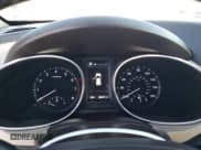 ✅ 2017 Hyundai Santa Fe Ultimate • VIN: 5XYZW4LA7HG486782 • Лот: 50163084. Опубликован ранее на Copart с пробегом 96 937 миль. Бесплатный доступ к архиву аукционных продаж из США и подробный отчёт об истории автомобиля на DreamBid. Изображение 9.