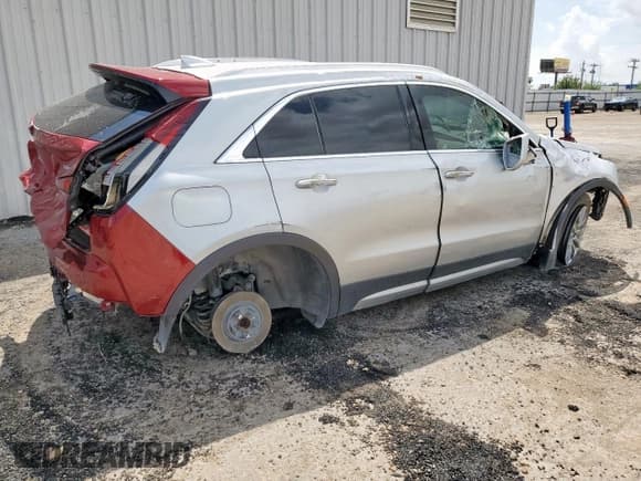 ✅ 2020 Cadillac XT4 FWD Premium Luxury • VIN: 1GYFZCR44LF099246 • Lot: 70327205. Wystawiony na Copart z przebiegiem 98 018 mil. Bezpłatny archiwum sprzedaży aukcyjnych z USA i szczegółowy raport historii pojazdu na DreamBid. Zdjęcie 3.