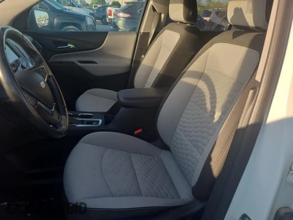 ✅ 2019 Chevrolet Equinox LT • VIN: 2GNAXTEV7K6167642 • Лот: 42351377. Опубликован ранее на IAAI с пробегом 91 019 миль. Бесплатный доступ к архиву аукционных продаж из США и подробный отчёт об истории автомобиля на DreamBid. Изображение 1.