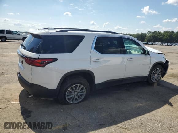 ✅ 2023 Chevrolet Traverse LT Cloth • VIN: 1GNERGKW7PJ292618 • Lot: 85705635. Wystawiony na Copart z przebiegiem 22 915 mil. Bezpłatny archiwum sprzedaży aukcyjnych z USA i szczegółowy raport historii pojazdu na DreamBid. Zdjęcie 3.