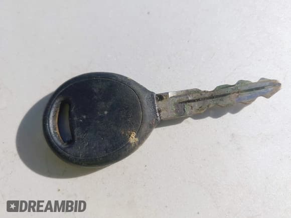 ✅ 2002 Dodge Dakota • VIN: 1B7FL16XX2S612502 • Lot: 43626215. Wystawiony na IAAI z przebiegiem 159 263 mil. Bezpłatny archiwum sprzedaży aukcyjnych z USA i szczegółowy raport historii pojazdu na DreamBid. Zdjęcie 11.