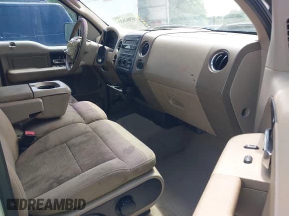 ✅ 2005 Ford F-150 XLT • VIN: 1FTPW12525FB55813 • Lot: 42062633. Listed on IAAI with 145,923 mi. Free auction sales archive from the USA and detailed vehicle history report at DreamBid. Image 5.