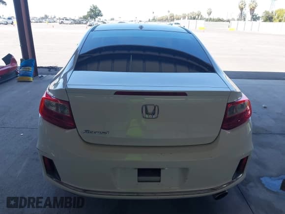 ✅ 2013 Honda Accord EX-L • VIN: 1HGCT1B87DA001161 • Lot: 42150144. Listed on IAAI with 207,691 mi. Free auction sales archive from the USA and detailed vehicle history report at DreamBid. Image 17.