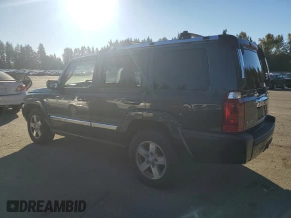 ✅ 2007 Jeep Commander Limited • VIN: 1J8HG58P47C533158 • Лот: 86812495. Опубликован ранее на Copart с пробегом 177 334 миль. Бесплатный доступ к архиву аукционных продаж из США и подробный отчёт об истории автомобиля на DreamBid. Изображение 2.
