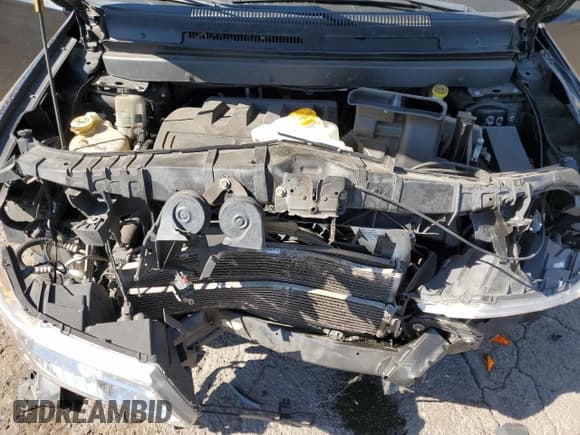 ✅ 2014 Dodge Journey SE • VIN: 3C4PDCAB0ET263555 • Lot: 67466295. Wystawiony na Copart z przebiegiem 121 052 mil. Bezpłatny archiwum sprzedaży aukcyjnych z USA i szczegółowy raport historii pojazdu na DreamBid. Zdjęcie 12.