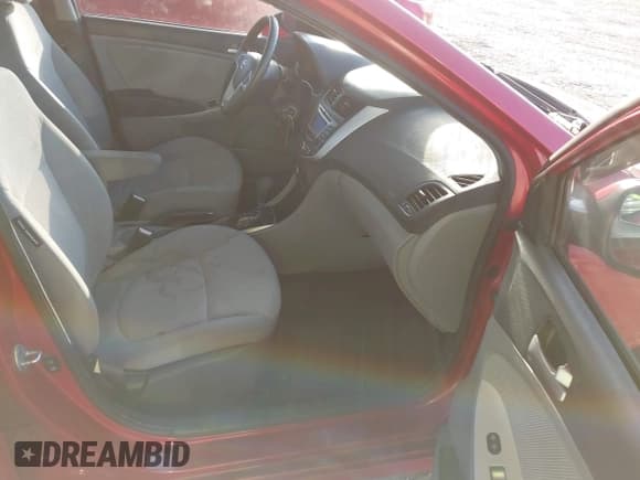 ✅ 2012 Hyundai Accent GS • VIN: KMHCT5AE2CU021453 • Lot: 43484851. Wystawiony na IAAI z przebiegiem 97 671 mil. Bezpłatny archiwum sprzedaży aukcyjnych z USA i szczegółowy raport historii pojazdu na DreamBid. Zdjęcie 5.