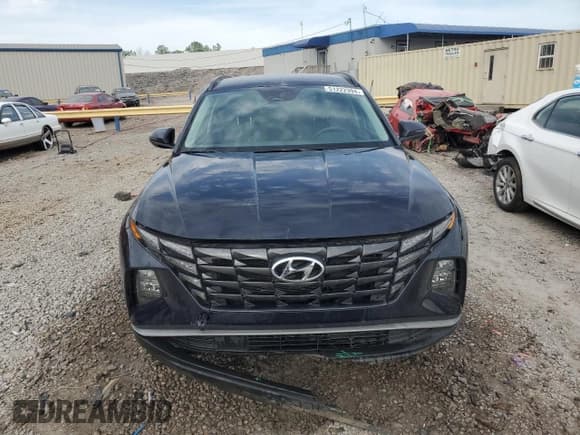 ✅ 2022 Hyundai Tucson Blue • VIN: KM8JBCA10NU060203 • Lot: 51222394. Wystawiony na Copart z przebiegiem 60 600 mil. Bezpłatny archiwum sprzedaży aukcyjnych z USA i szczegółowy raport historii pojazdu na DreamBid. Zdjęcie 5.