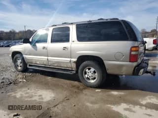✅ 2001 Chevrolet Suburban LS • VIN: 3GNFK16T11G105761 • Лот: 80726024. Опубликован ранее на Copart с пробегом 312 601 миль. Бесплатный доступ к архиву аукционных продаж из США и подробный отчёт об истории автомобиля на DreamBid. Изображение 2.