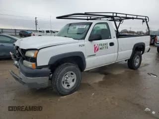 ✅ 2005 Chevrolet Silverado 2500HD Work Truck • VIN: 1GCHC24U95E344990 • Lot: 43414545. Wystawiony na Copart z przebiegiem 198 818 mil. Bezpłatny archiwum sprzedaży aukcyjnych z USA i szczegółowy raport historii pojazdu na DreamBid. Zdjęcie 1.