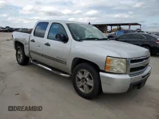 ✅ 2011 Chevrolet Silverado 1500 LS • VIN: 3GCPCREA4BG135086 • Lot: 72721524. Listed on Copart with 263,196 mi. Free auction sales archive from the USA and detailed vehicle history report at DreamBid. Image 4.