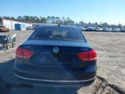 ✅ 2015 Volkswagen Passat SEL Premium • VIN: 1VWCS7A32FC048967 • Lot: 41393208. Wystawiony na IAAI z przebiegiem 120 607 mil. Bezpłatny archiwum sprzedaży aukcyjnych z USA i szczegółowy raport historii pojazdu na DreamBid. Zdjęcie 16.