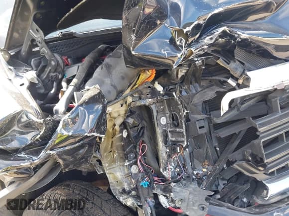 ✅ 2017 GMC Sierra 1500 • VIN: 1GTN2LEC6HZ212543 • Лот: 42996784. Опубликован ранее на IAAI с пробегом 12 166 миль. Бесплатный доступ к архиву аукционных продаж из США и подробный отчёт об истории автомобиля на DreamBid. Изображение 17.