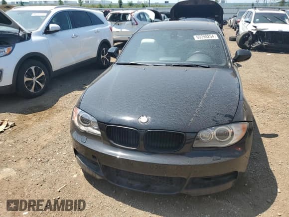 ✅ 2010 BMW 1 Series 135i • VIN: WBAUC7C54AVK96165 • Лот: 65398204. Опубликован ранее на Copart с пробегом Не указан. Бесплатный доступ к архиву аукционных продаж из США и подробный отчёт об истории автомобиля на DreamBid. Изображение 5.