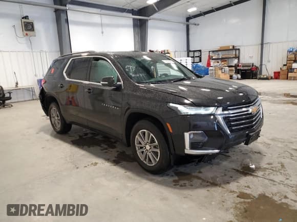 ✅ 2023 Chevrolet Traverse LT Cloth • VIN: 1GNEVGKW7PJ280223 • Lot: 71616094. Wystawiony na Copart z przebiegiem 2 765 mil. Bezpłatny archiwum sprzedaży aukcyjnych z USA i szczegółowy raport historii pojazdu na DreamBid. Zdjęcie 4.