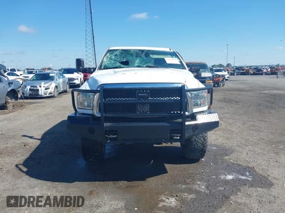 ✅ 2017 Ram 2500 Tradesman • VIN: 3C6UR5CLXHG634148 • Lot: 42211758. Listed on IAAI with 176,692 mi. Free auction sales archive from the USA and detailed vehicle history report at DreamBid. Image 12.
