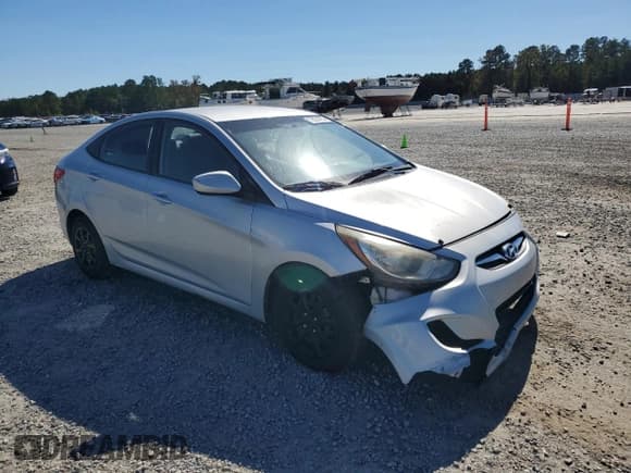 ✅ 2013 Hyundai Accent GLS • VIN: KMHCT4AE6DU290227 • Лот: 72024795. Опубликован ранее на Copart с пробегом 220 543 миль. Бесплатный доступ к архиву аукционных продаж из США и подробный отчёт об истории автомобиля на DreamBid. Изображение 4.