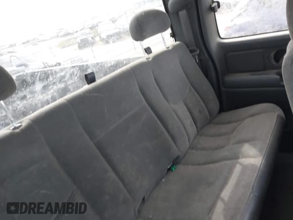 ✅ 2003 Chevrolet Silverado 1500 LS • VIN: 2GCEK19T131104394 • Лот: 43340732. Опубликован ранее на IAAI с пробегом 295 148 миль. Бесплатный доступ к архиву аукционных продаж из США и подробный отчёт об истории автомобиля на DreamBid. Изображение 8.