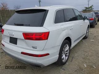 ✅ 2018 Audi Q7 Premium Plus • VIN: WA1LAAF74JD002648 • Lot: 43742256. Wystawiony na IAAI z przebiegiem 92 544 mil. Bezpłatny archiwum sprzedaży aukcyjnych z USA i szczegółowy raport historii pojazdu na DreamBid. Zdjęcie 4.
