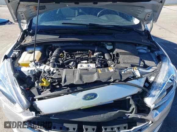 ✅ 2018 Ford Focus SE • VIN: 1FADP3FE7JL286226 • Lot: 43619631. Wystawiony na IAAI z przebiegiem 97 842 mil. Bezpłatny archiwum sprzedaży aukcyjnych z USA i szczegółowy raport historii pojazdu na DreamBid. Zdjęcie 10.