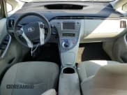 ✅ 2012 Toyota Prius Four • VIN: JTDKN3DU8C1537982 • Lot: 63905845. Wystawiony na Copart z przebiegiem 134 779 mil. Bezpłatny archiwum sprzedaży aukcyjnych z USA i szczegółowy raport historii pojazdu na DreamBid. Zdjęcie 8.